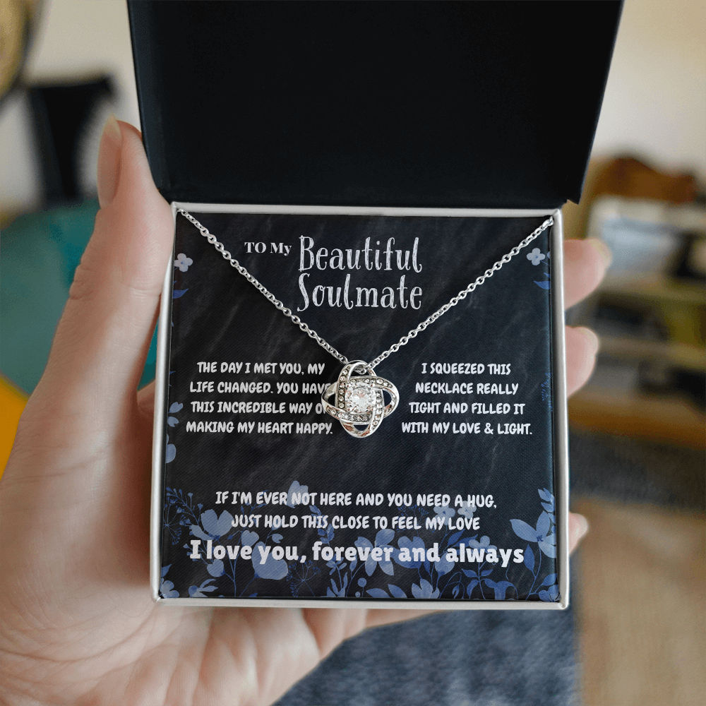 Soulmate - THE DAY - Love Knot Necklace