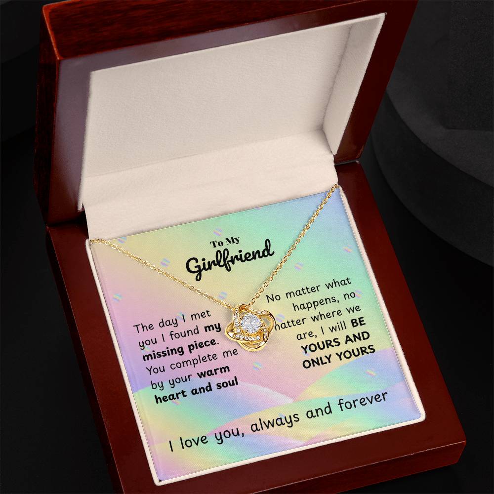 Girlfriend - The day I met you - Love Knot Necklace