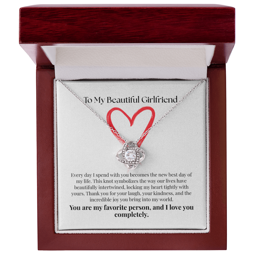 The "Forever Sweetheart" Interlocking Knot Necklace for Girlfriend